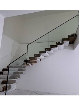 نرده شیشه ای